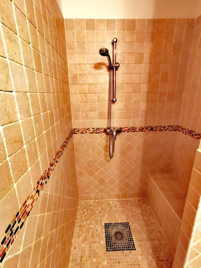 Au Bord De L'Eau Bed & Breakfast Pessac-sur-Dordogne Dış mekan fotoğraf